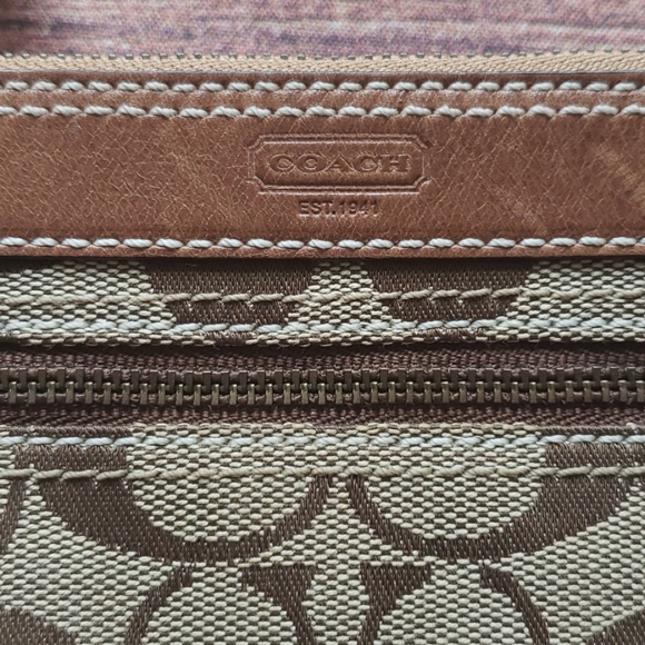 Coach Wristlet - Picture 3 of 5